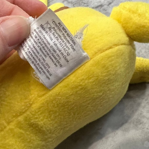 Pokemon Pikachu Sleeping Laying Plush Toy Stuffed Animal Tomy C - Picture 10 of 10